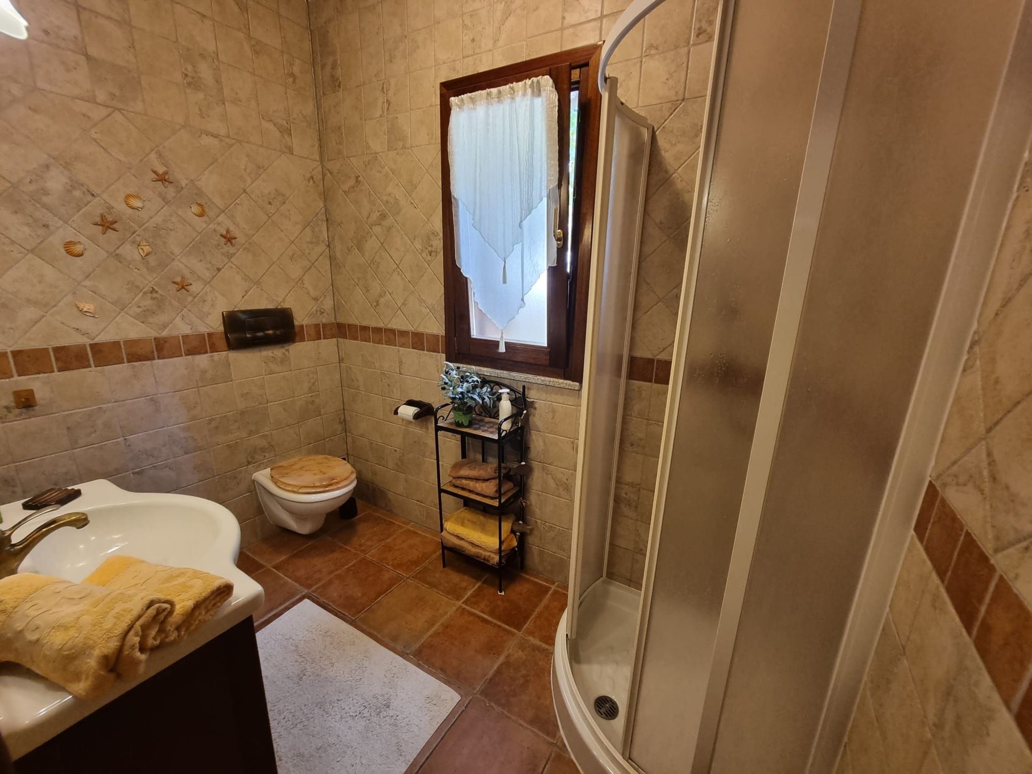 Mit Kamin, Terrasse und Meerblick-Binnen