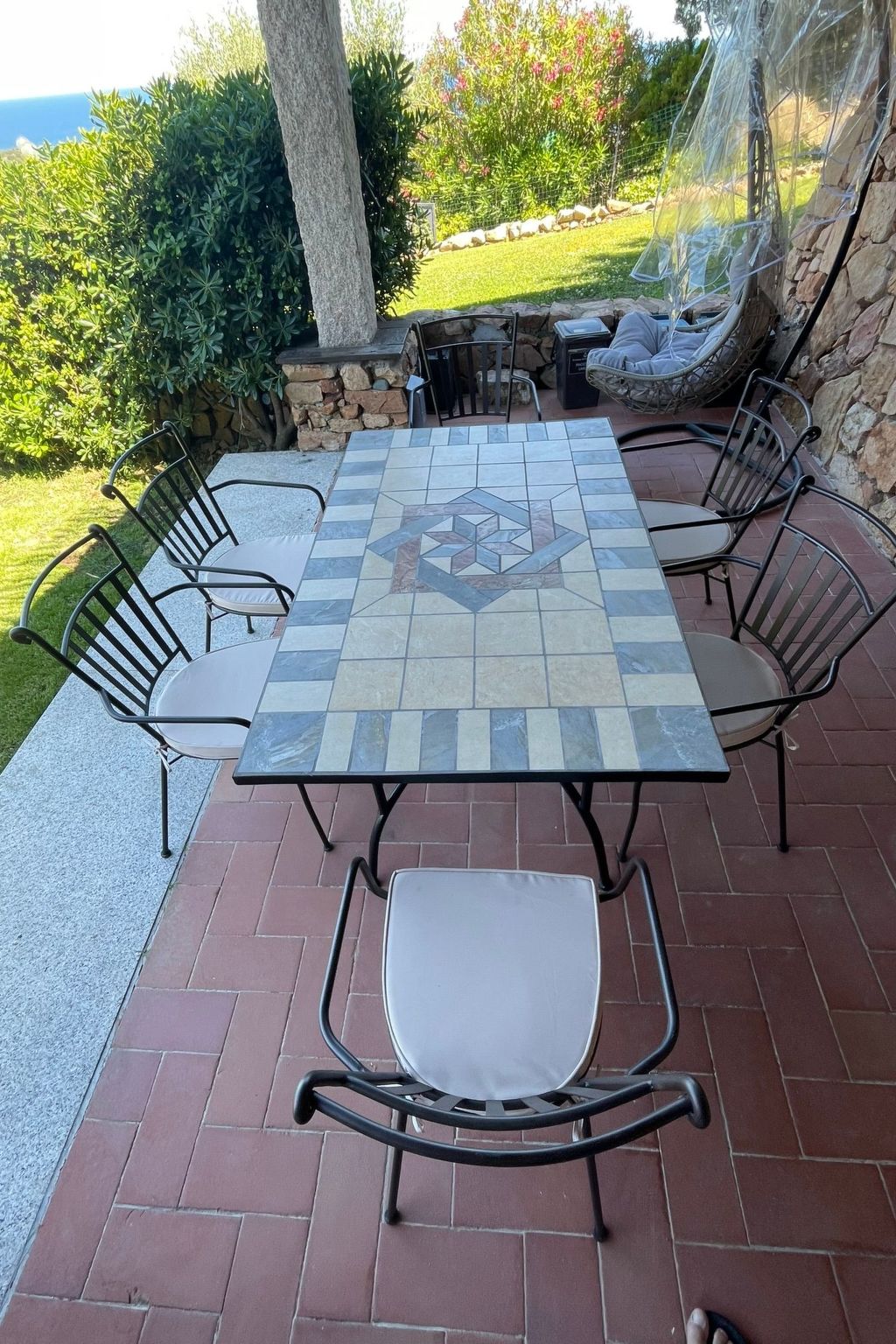 Blue Dawn. Eindrucksvolle Meersicht Coda Cavallo-Binnen