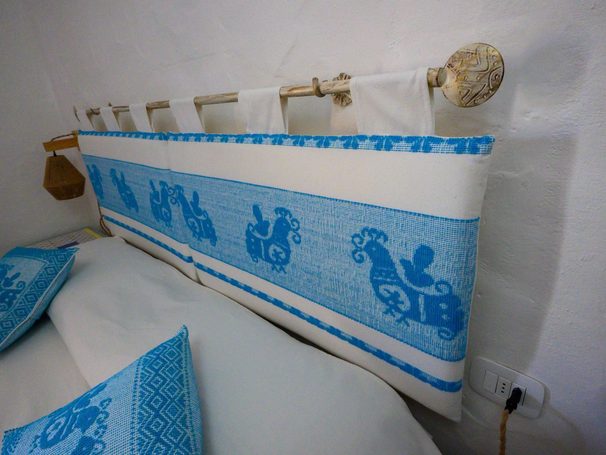 Blue Dawn. Eindrucksvolle Meersicht Coda Cavallo-Binnen