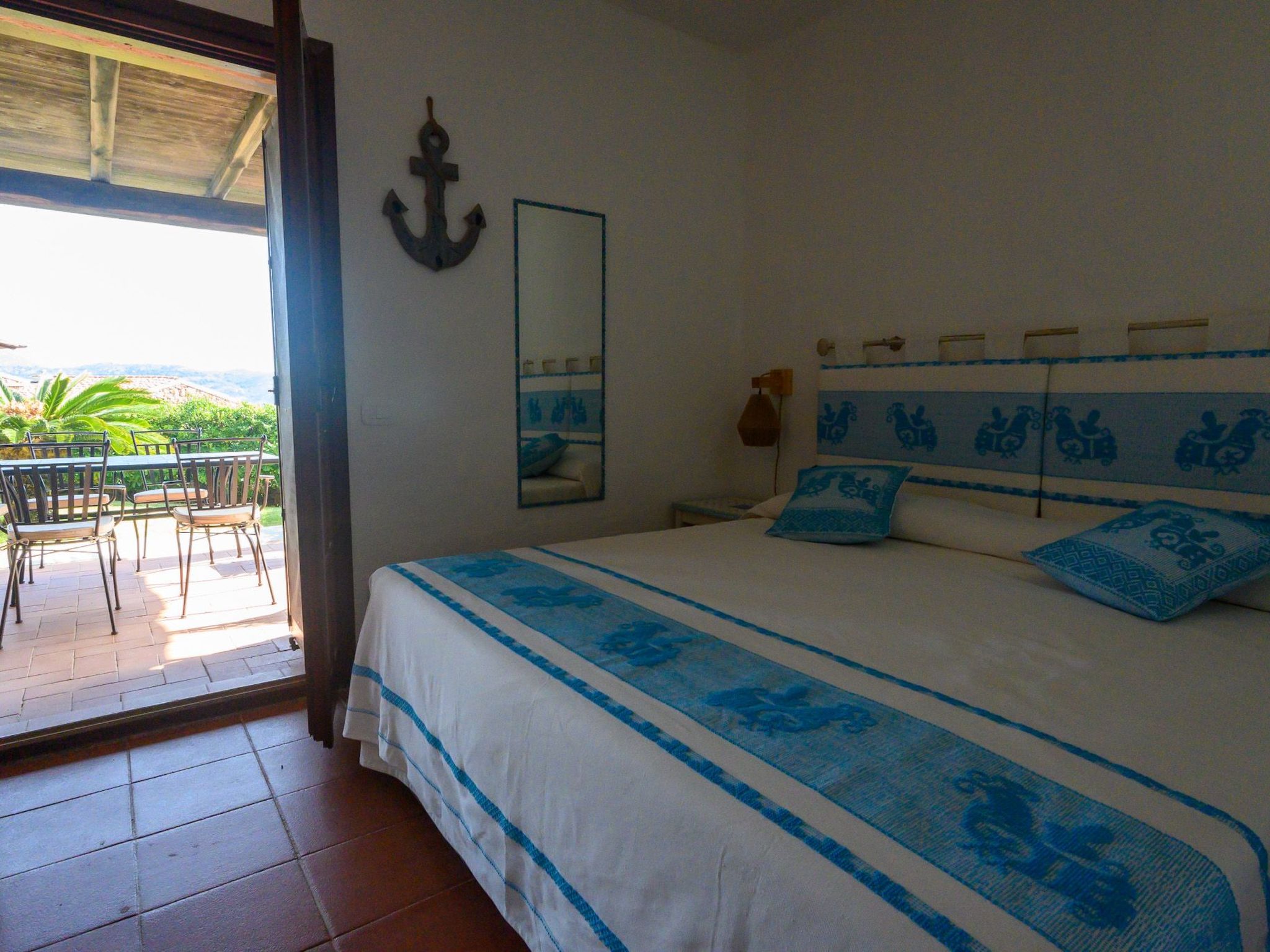 Blue Dawn. Eindrucksvolle Meersicht Coda Cavallo-Binnen