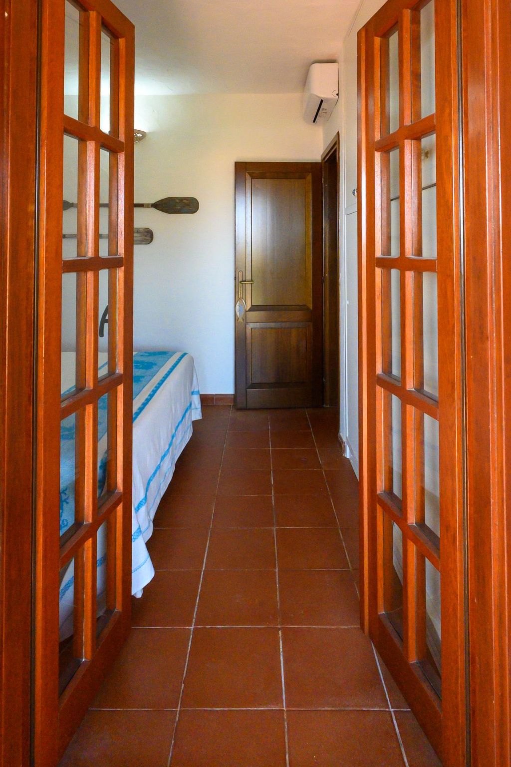 Blue Dawn. Eindrucksvolle Meersicht Coda Cavallo-Binnen