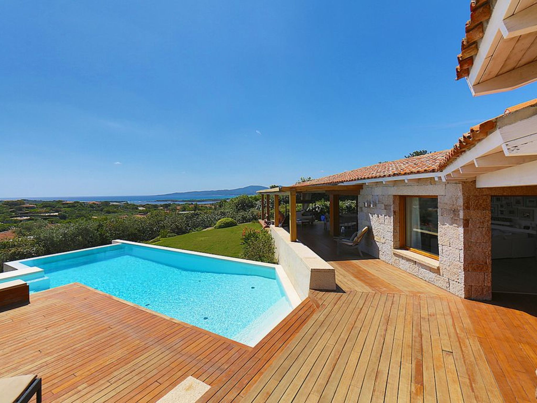 Villa Bonnie, Meerblick, Schwimmbad mit Jacuzzi-Outside