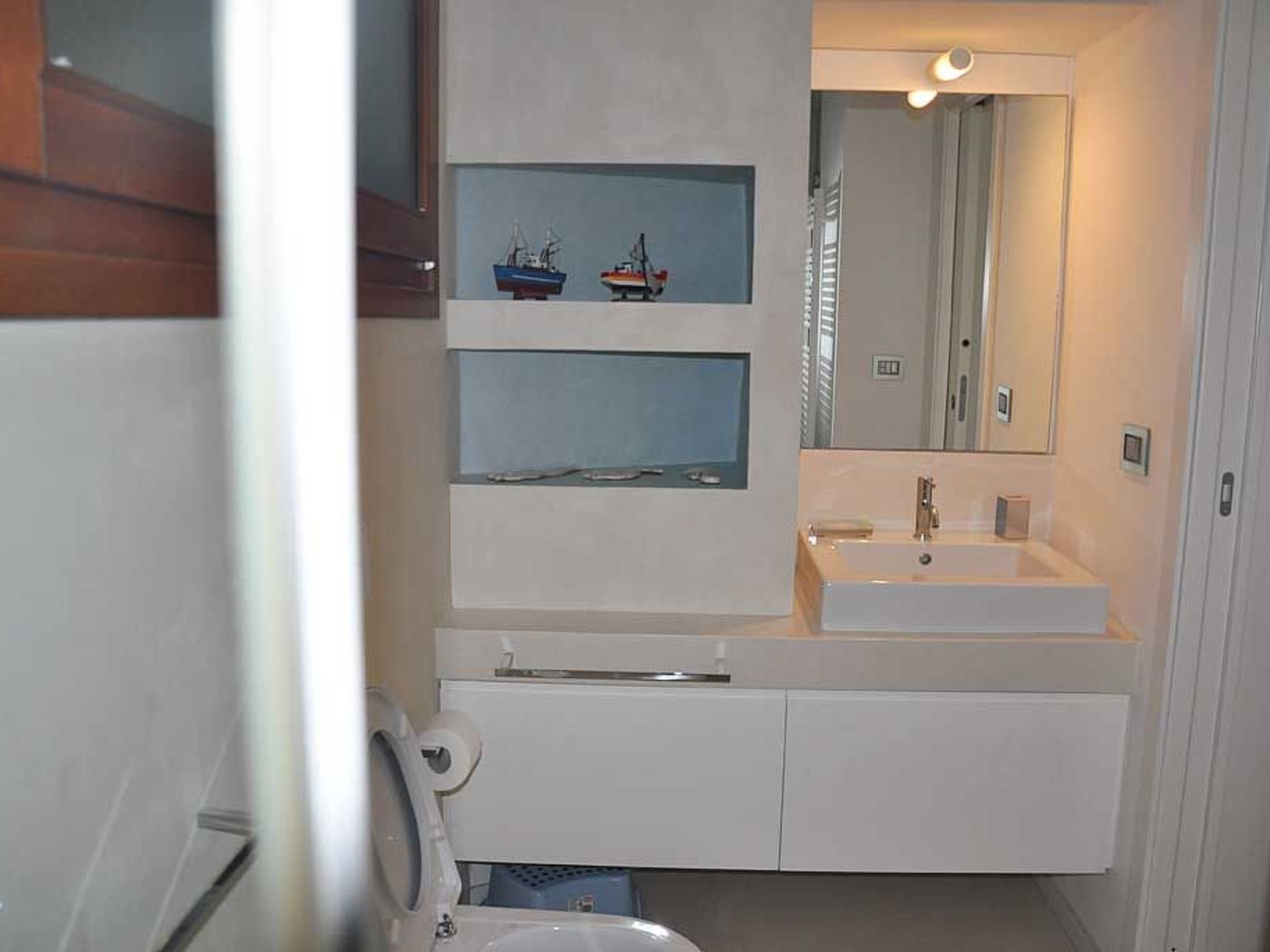 Villa Asta, Meerblick und Schwimmbad-Image-tags.info