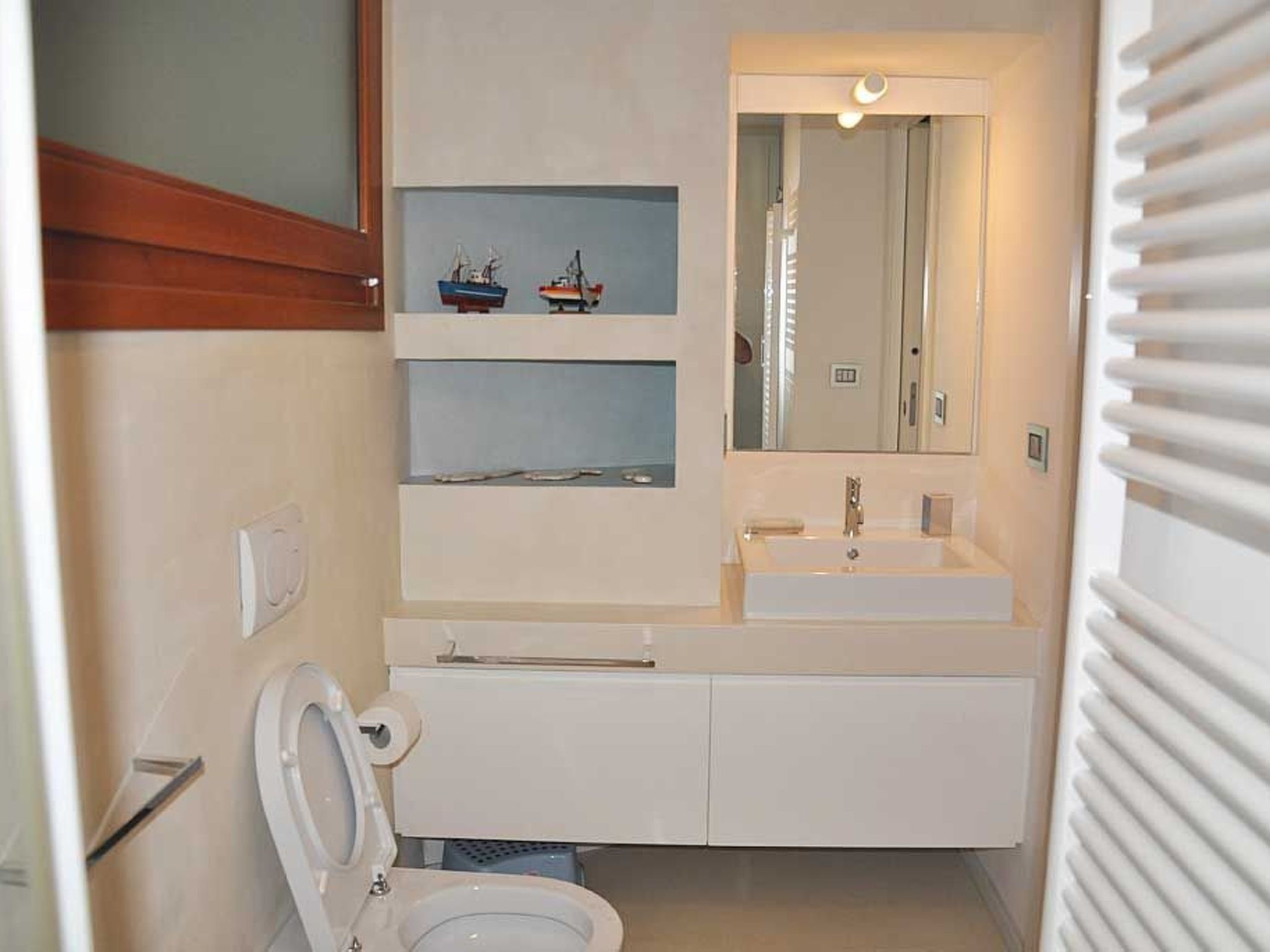 Villa Asta, Meerblick und Schwimmbad-Image-tags.info