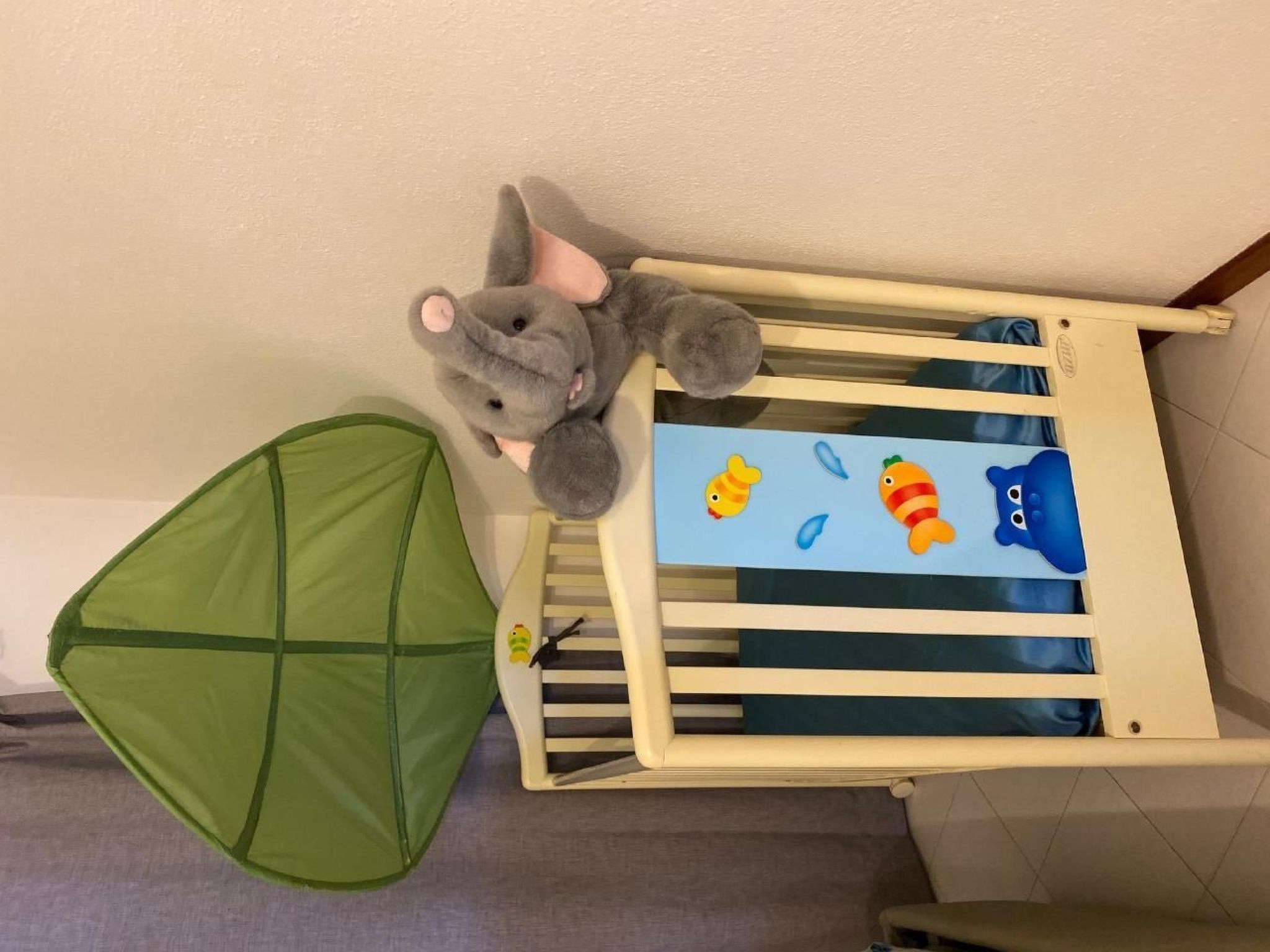 Wohnung "Alter Olivenbaum" mit Garten-Image-tags.info