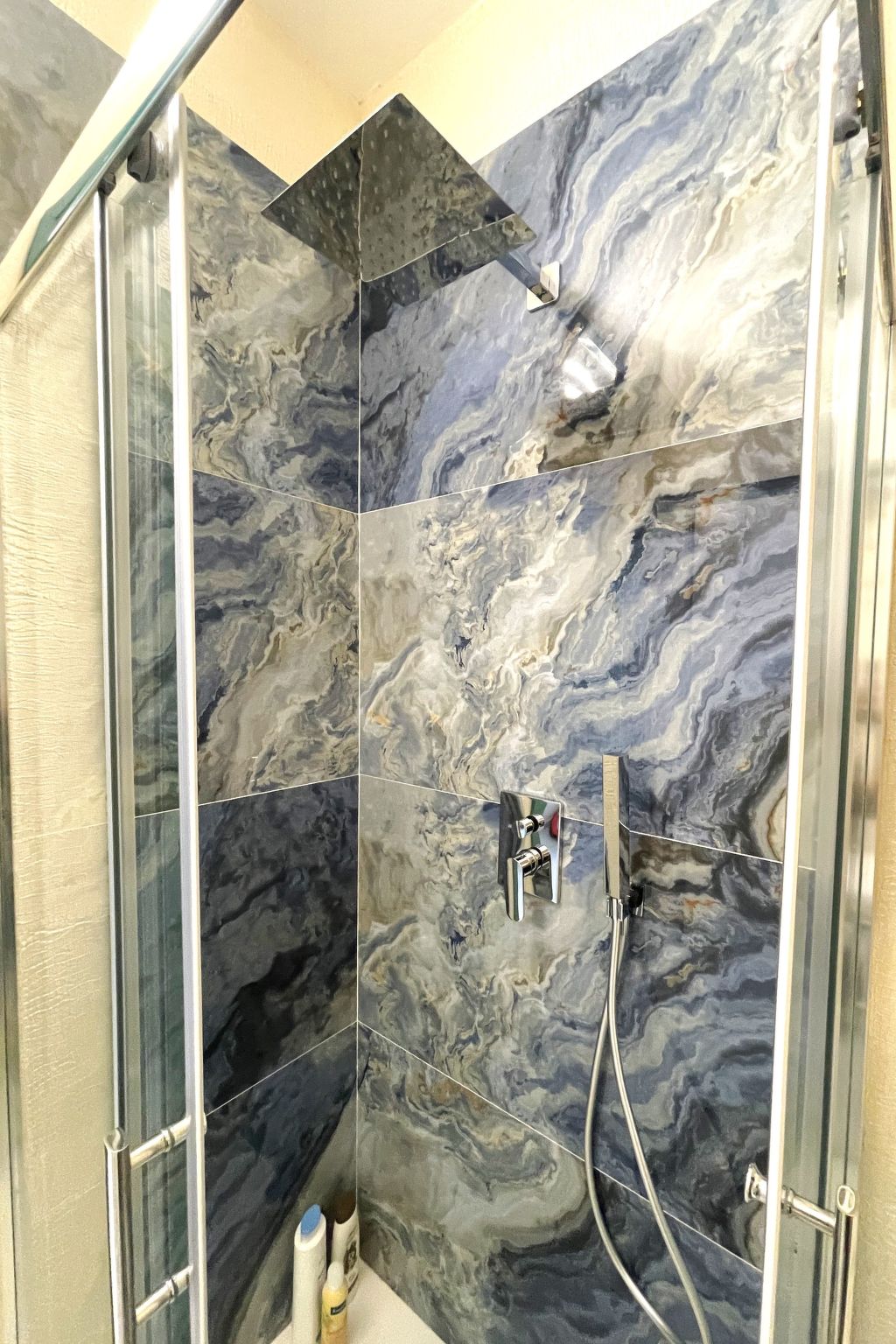 Wohnung "Alter Olivenbaum" mit Garten-Image-tags.info