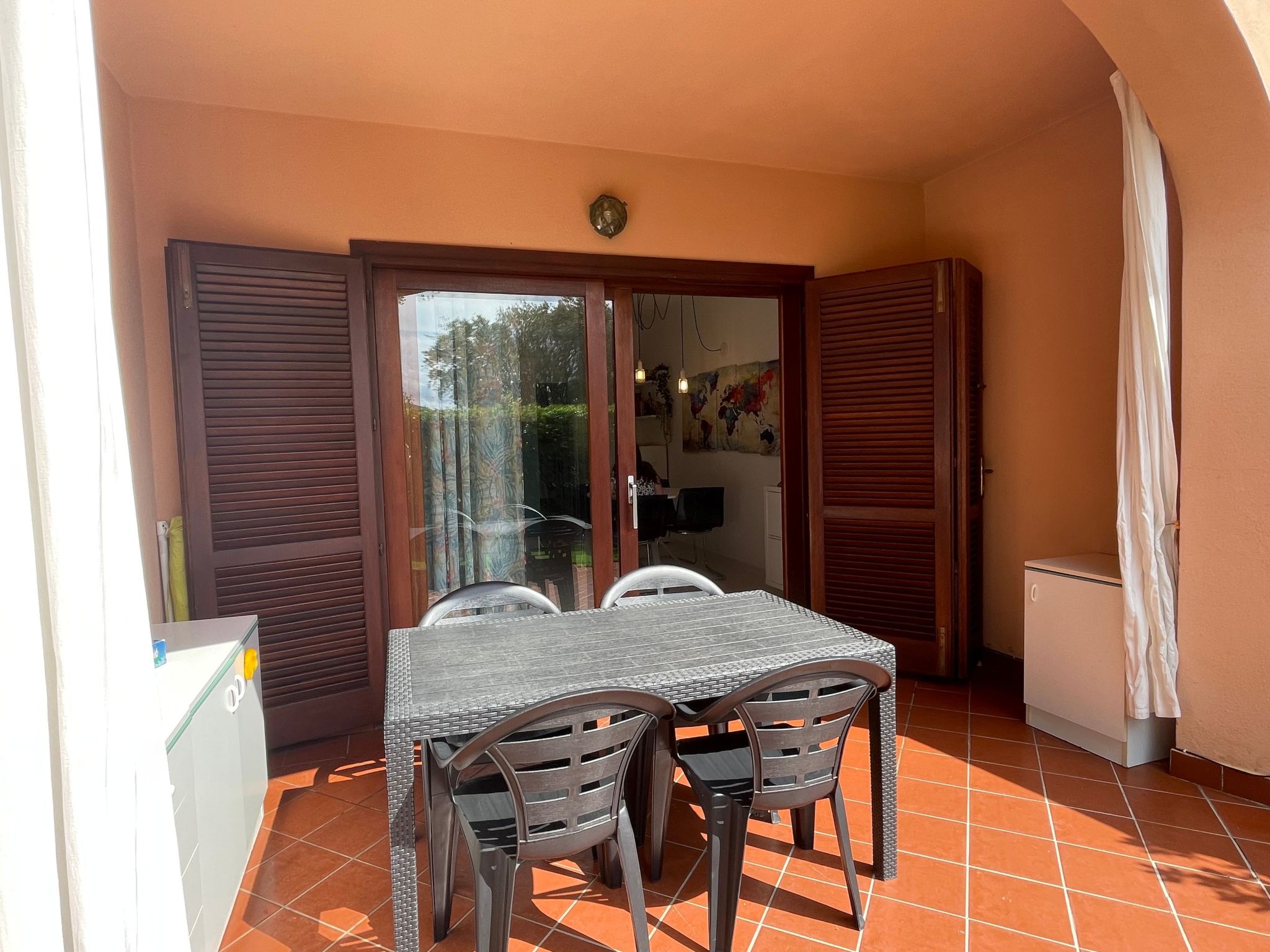 Wohnung "Alter Olivenbaum" mit Garten-Image-tags.info