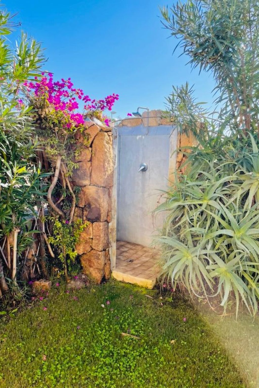 1 Kilometer vom Strand entfernt-Binnen