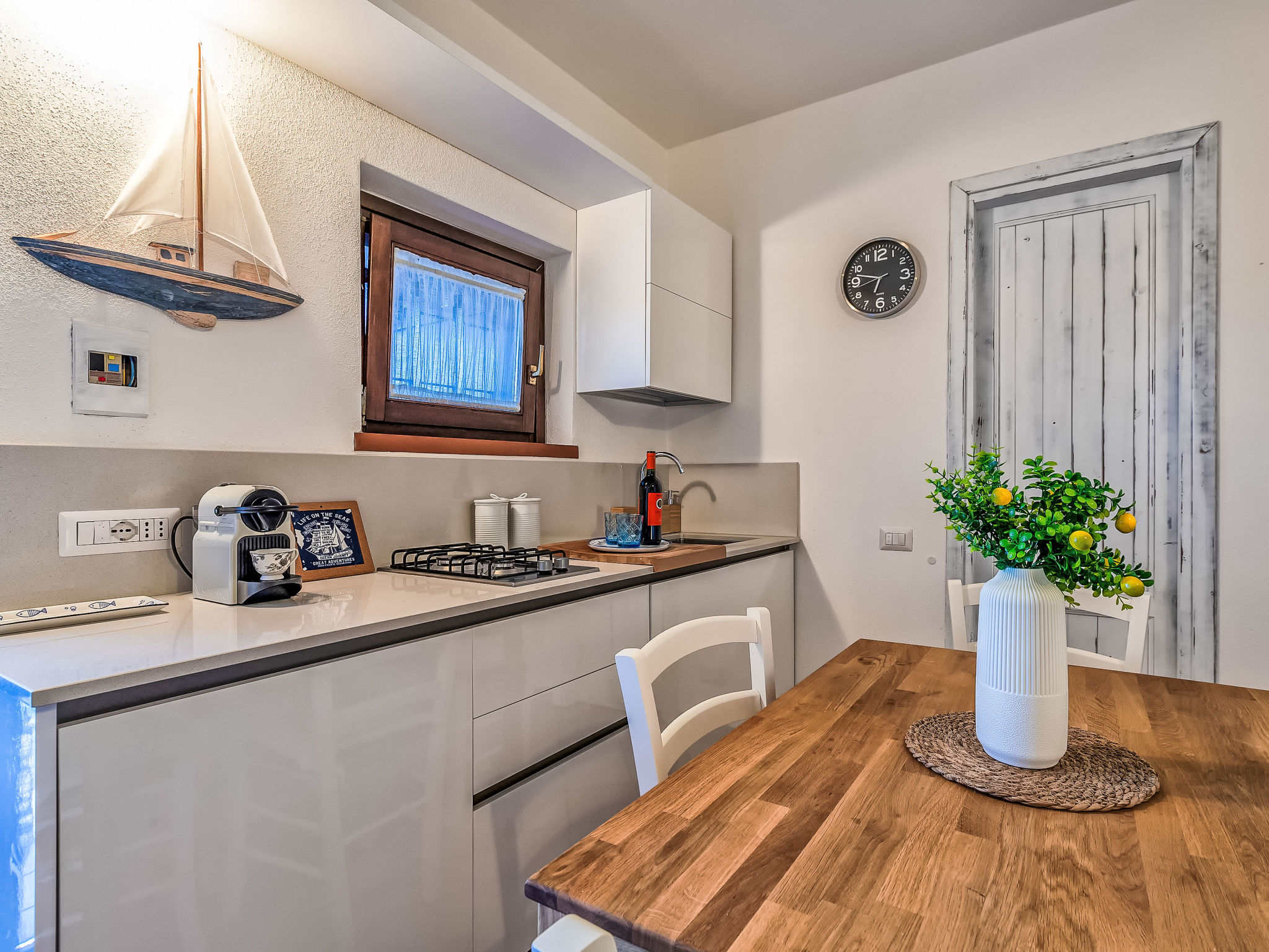 Kitchen / Dining Room