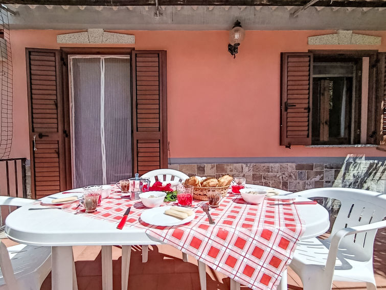Comfortabel appartement voor 4 personen in Budoni in Budoni
