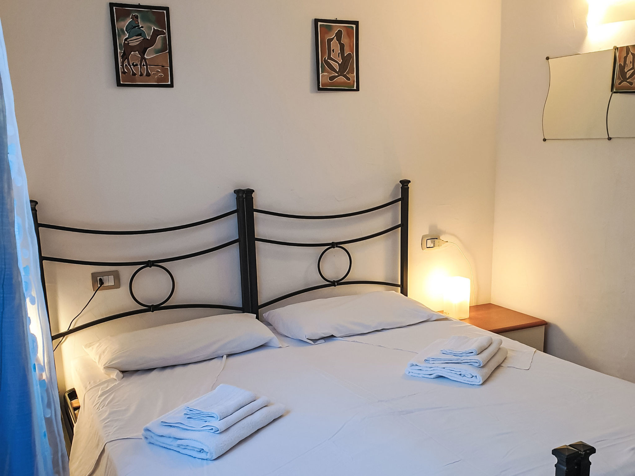 Irene, dolce brezza-Inside