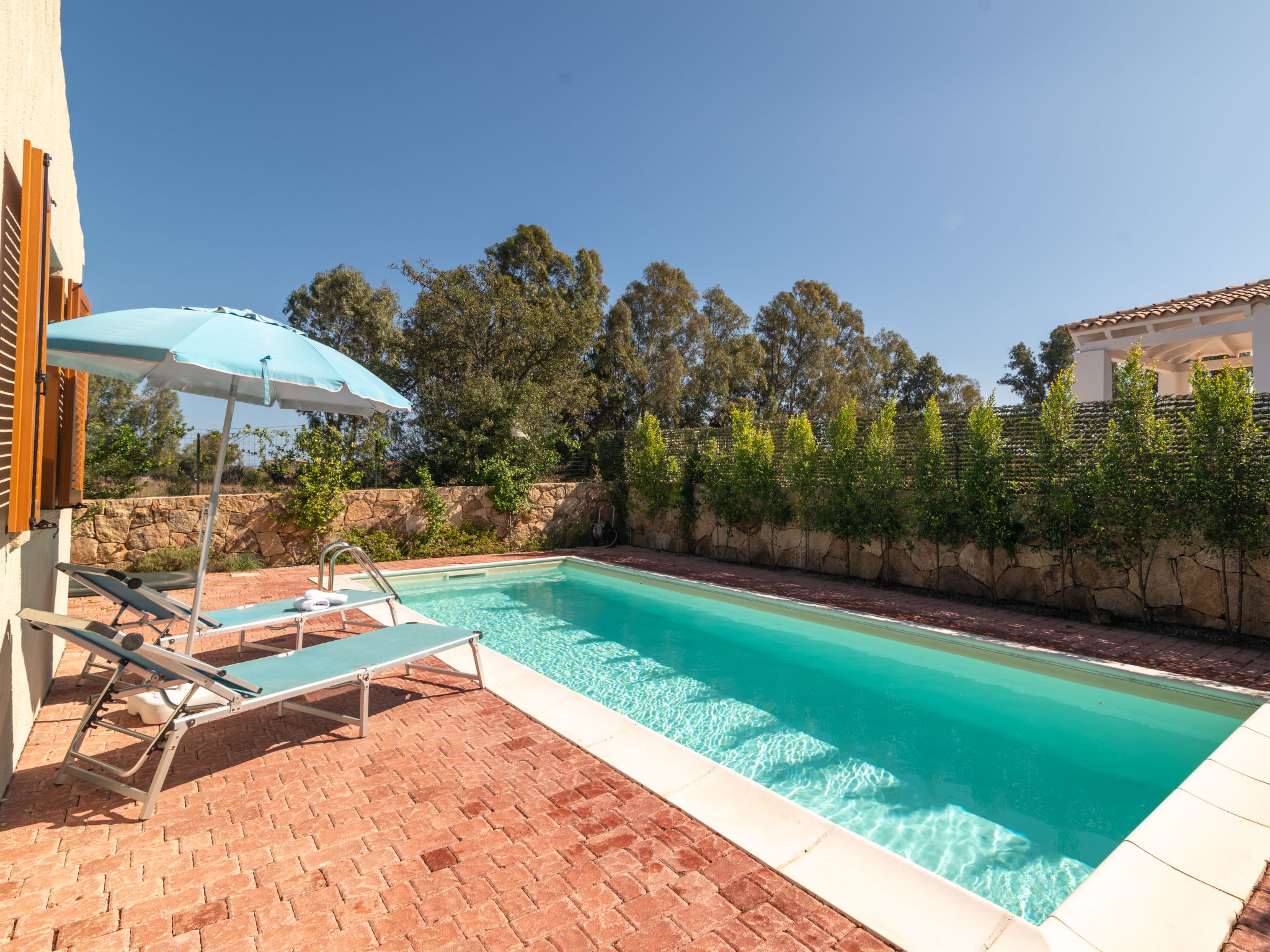 Romeo — Pool Outdoor (2 of 35)