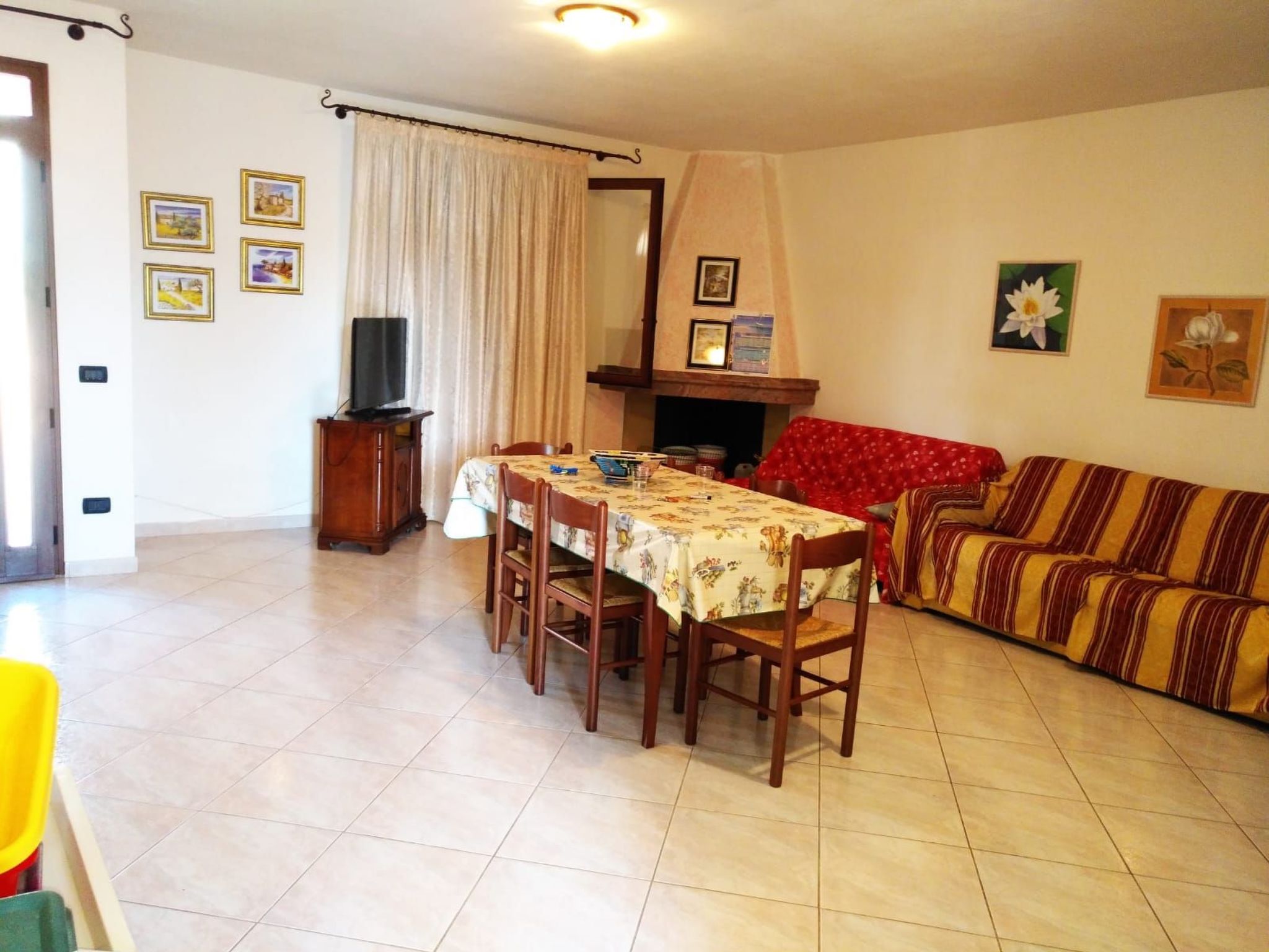 Haus in La Caletta mit privatem Parkplatz