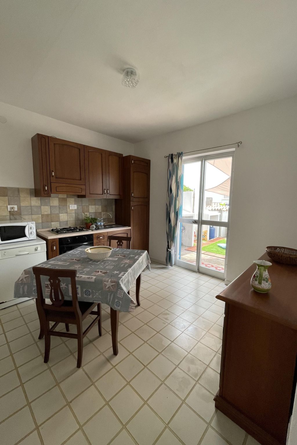 Haus in La Caletta mit Garten und Grill-Binnen