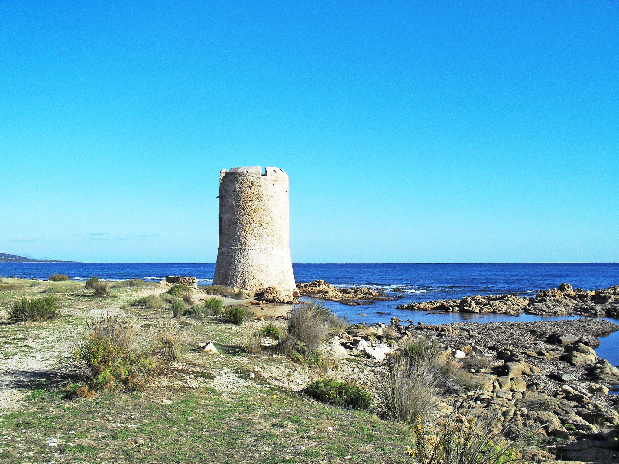 Haus in La Caletta mit Garten und Grill-Omgeving