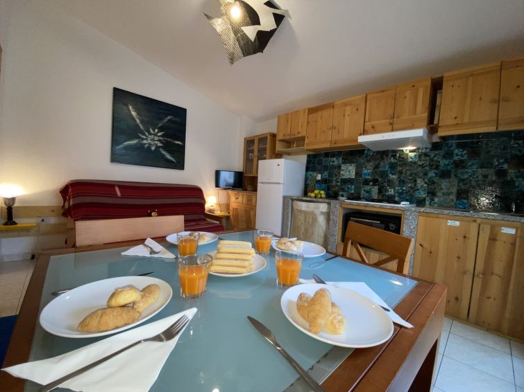 Search and Stay destination La Caletta, Sardegna - Italy from AU$ 148. Blue House