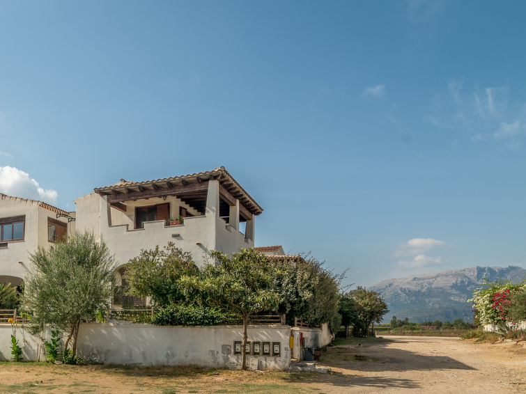 4-persoons appartement in La Caletta nabij het centrum in La Caletta
