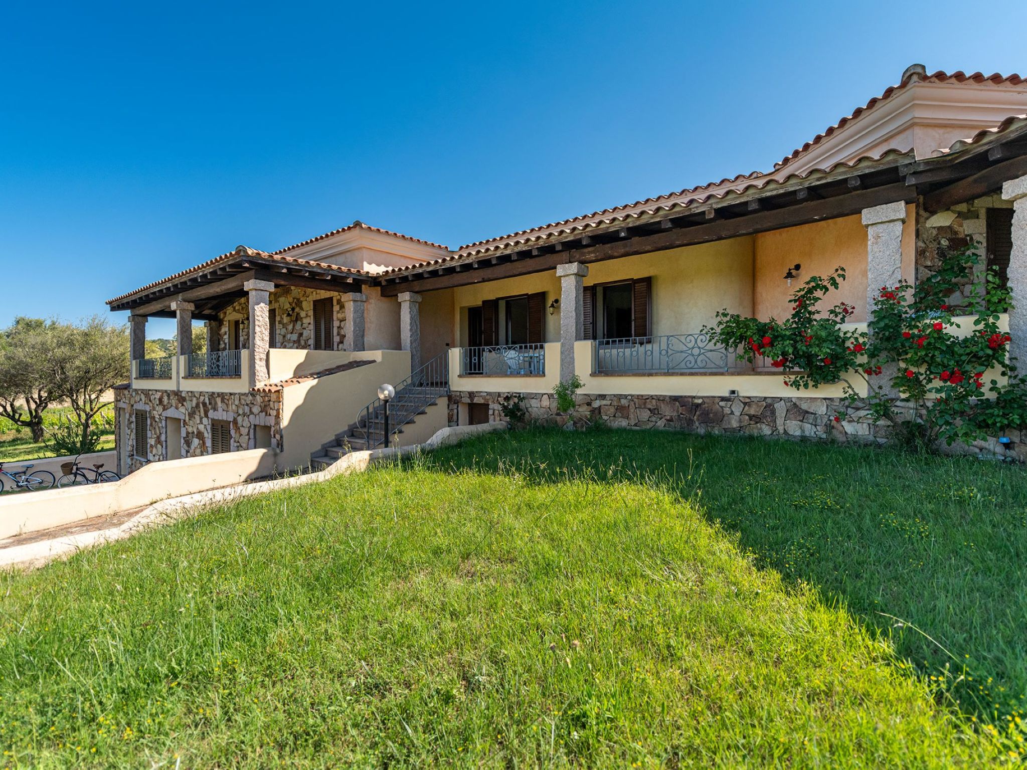 Ferienhaus in La Caletta (Italien) und 1 Hund erlaubt