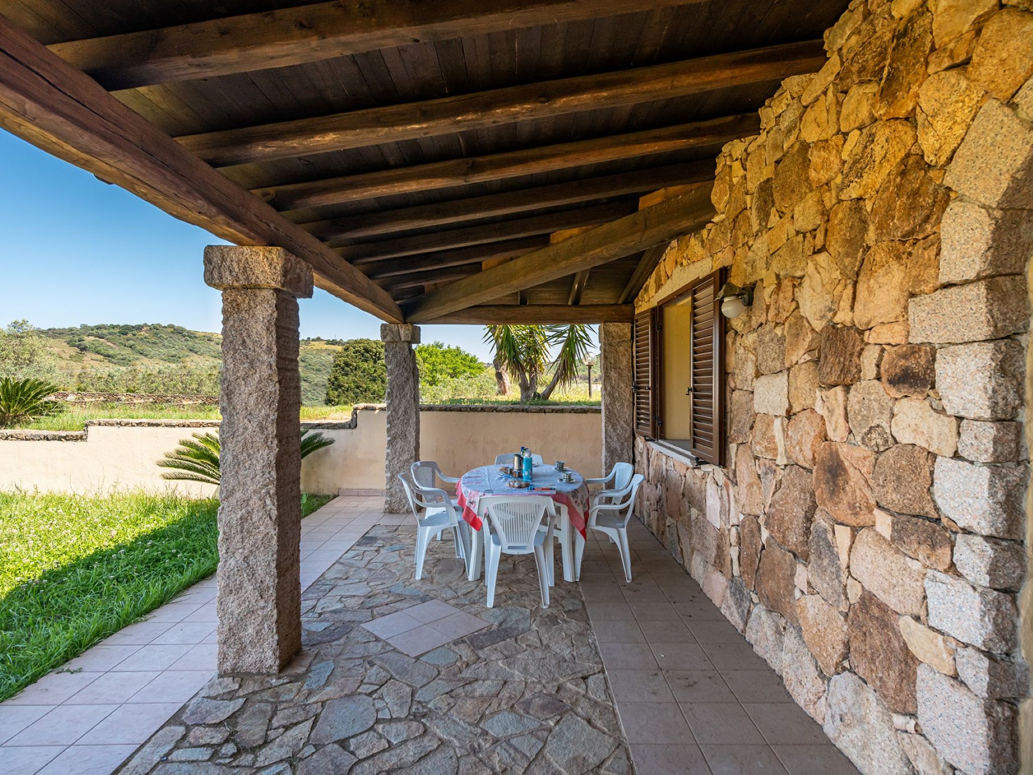 Ferienhaus in La Caletta (Italien) und 1 Hund erlaubt