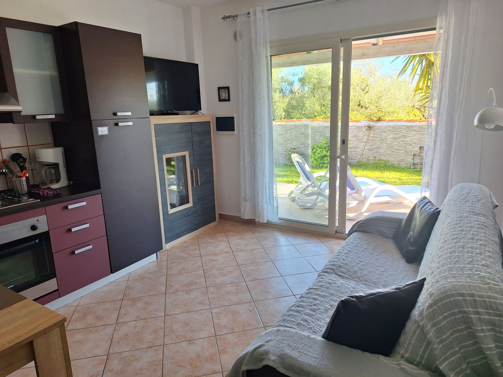 Mirto-Image-tags.info