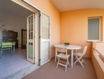 Casa Arangiu 2: comfortabel appartement in hartje Muravera, 5 km van zee - thumbnail 6