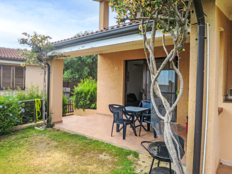 Ferienhaus in Porto Corallo (Italien) und 3 Hunde erlaubt