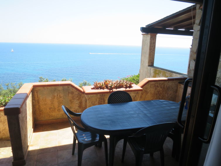 Search and Stay destination Provincia del Sud Sardegna, Sardegna - Italy from AU$ 198. Turri Motta (PCR150)