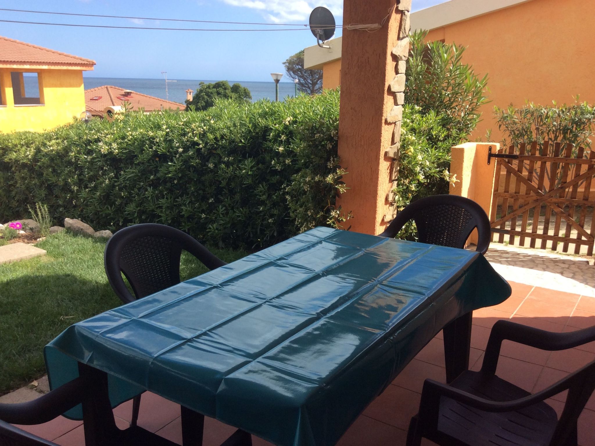 Gemütliches Ferienhaus mit Kamin in Porto Tramatzu-Binnen