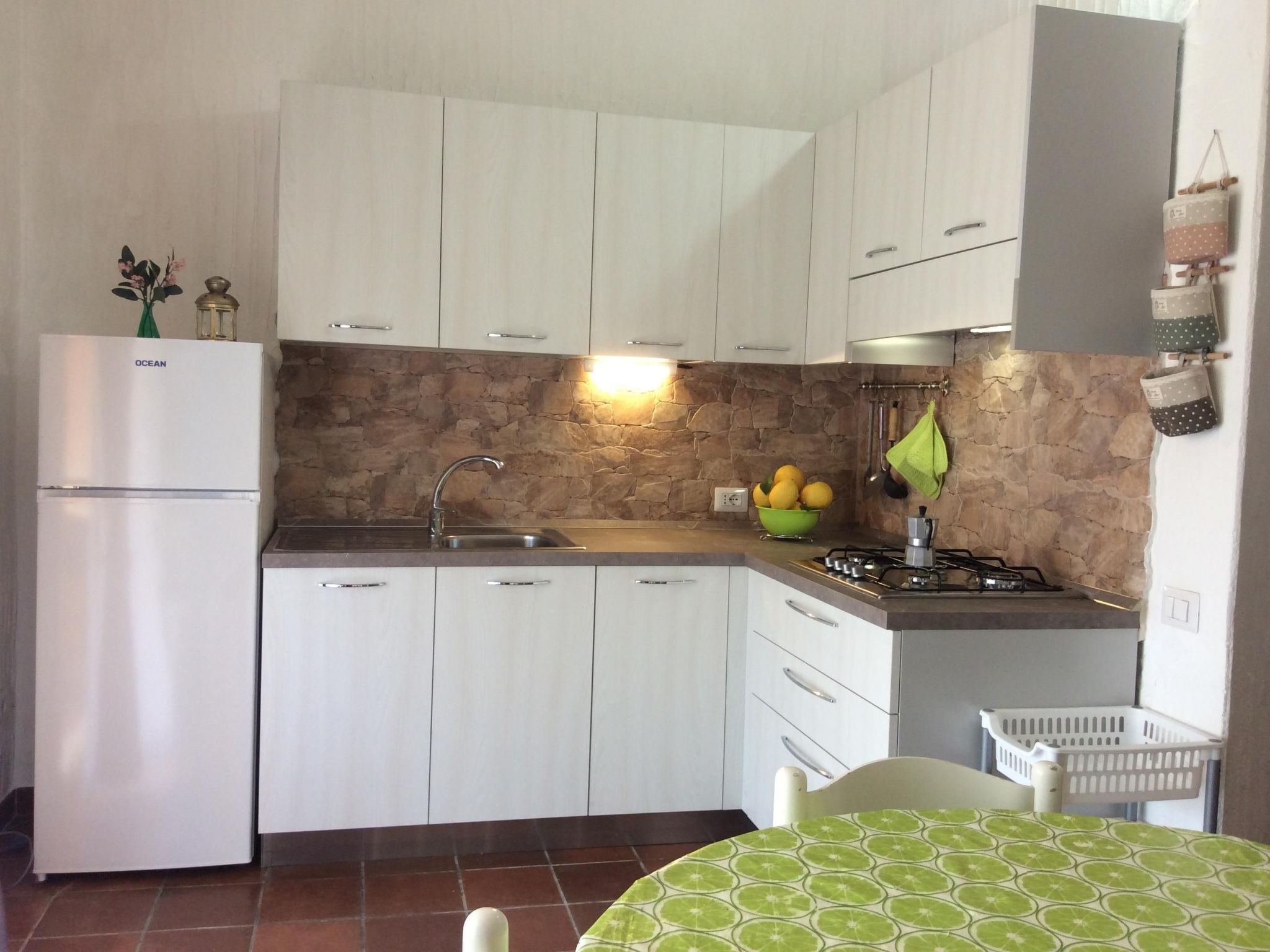 Gemütliches Ferienhaus mit Kamin in Porto Tramatzu-Binnen