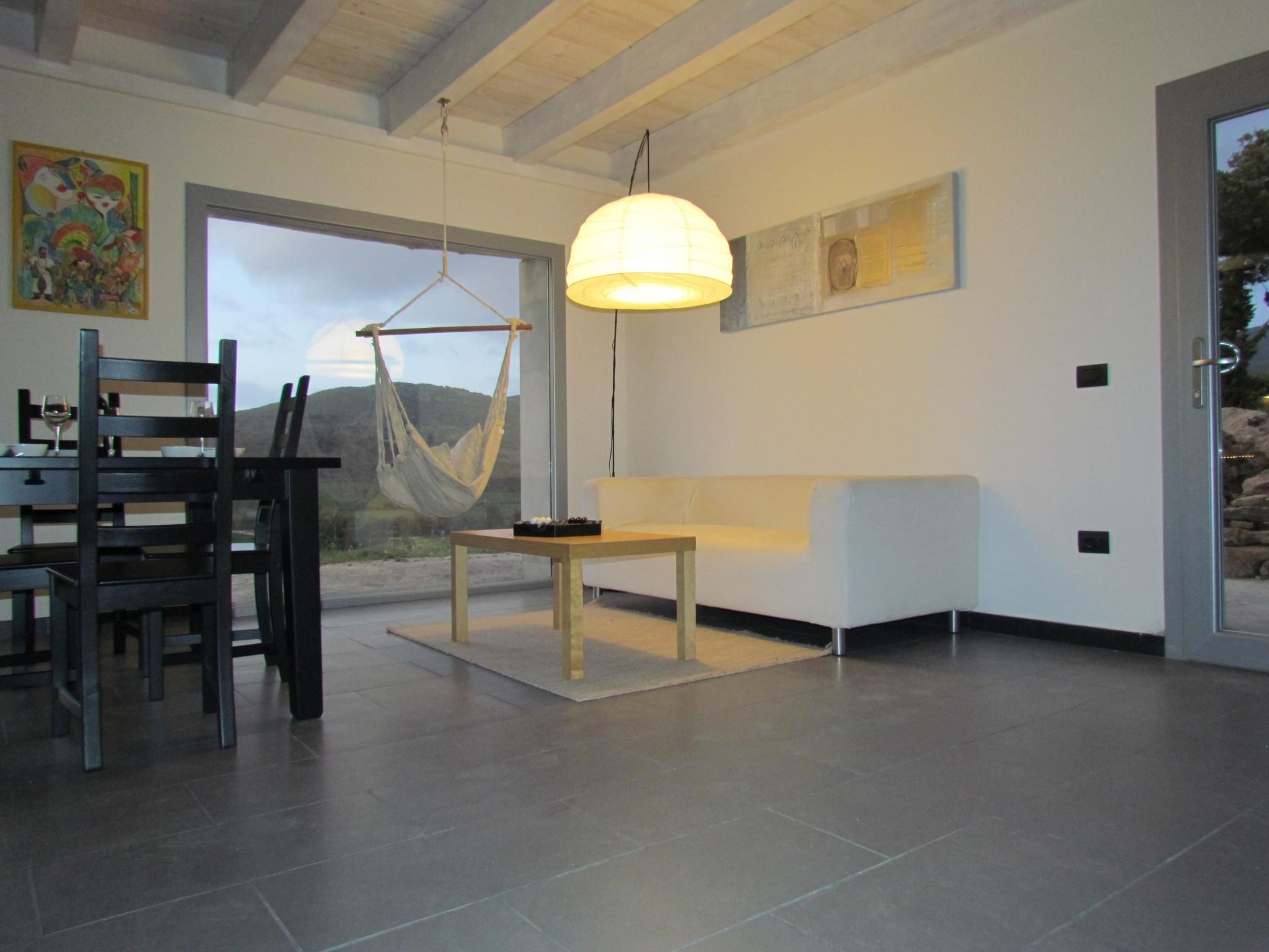 Unterkunft in einer Höhle mit Privatparkplatz-Binnen