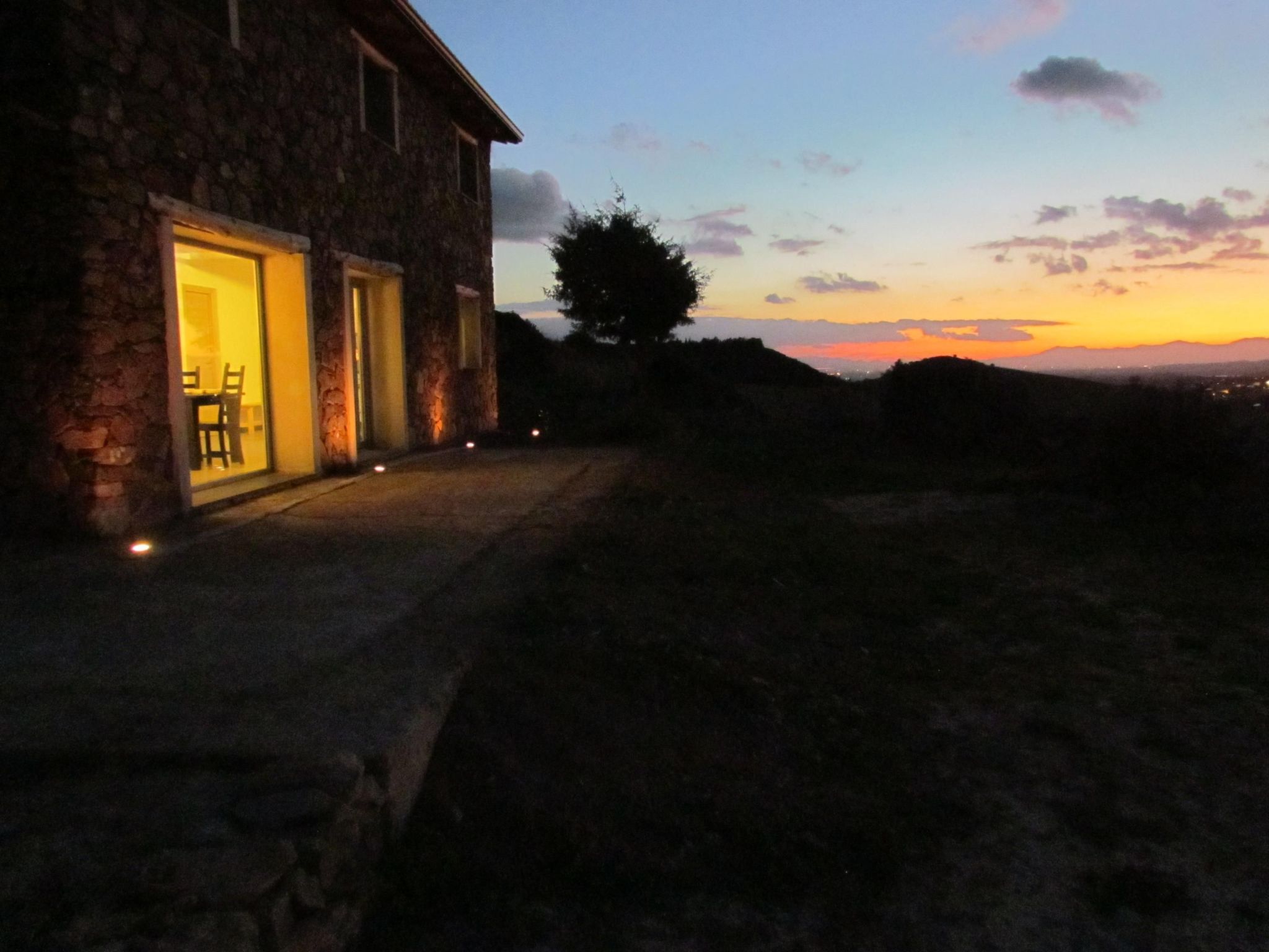 Unterkunft in einer Höhle mit Privatparkplatz-Binnen