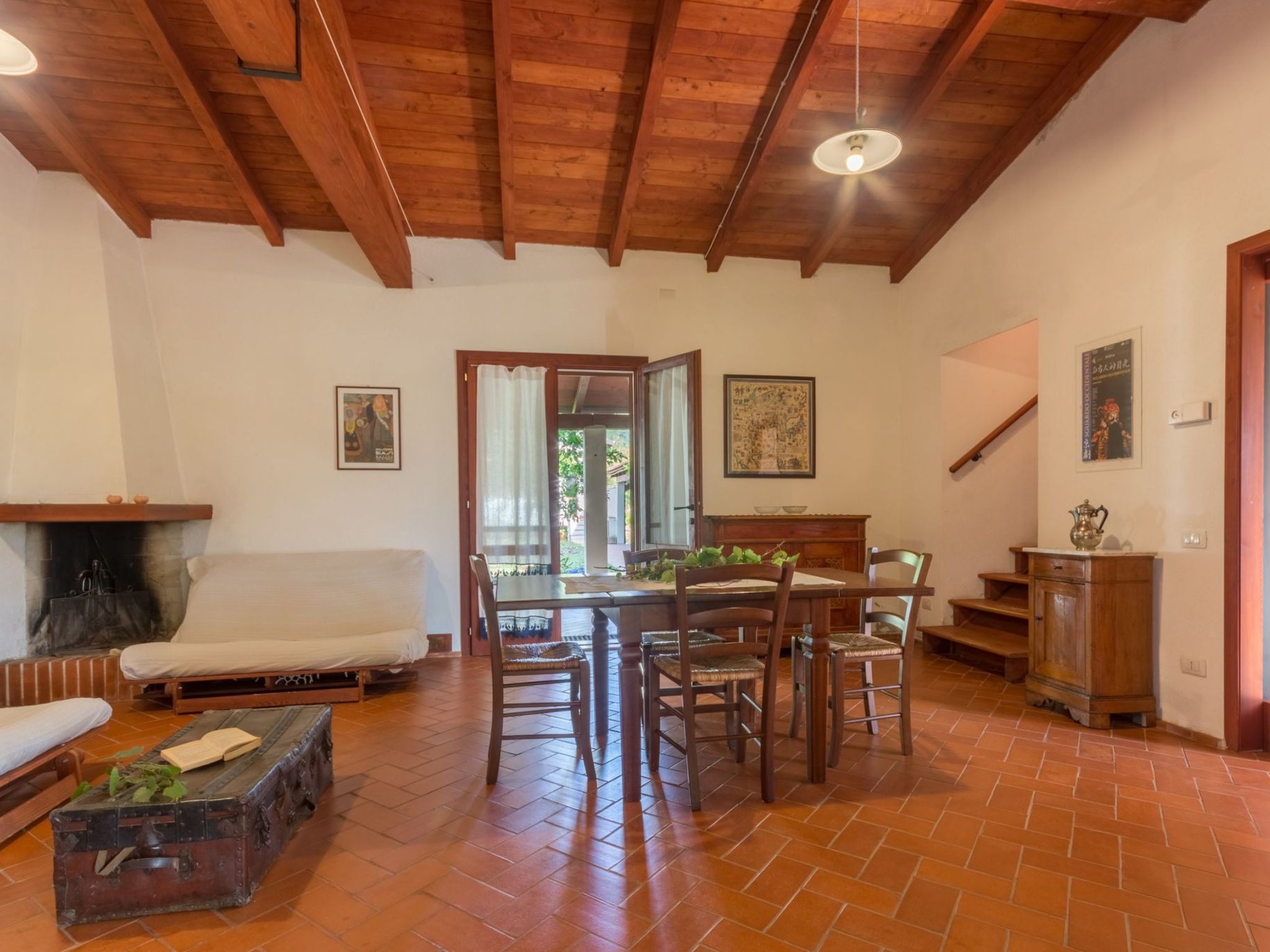 Tenuta "Carrubo" mit Wandkasten - Image 2