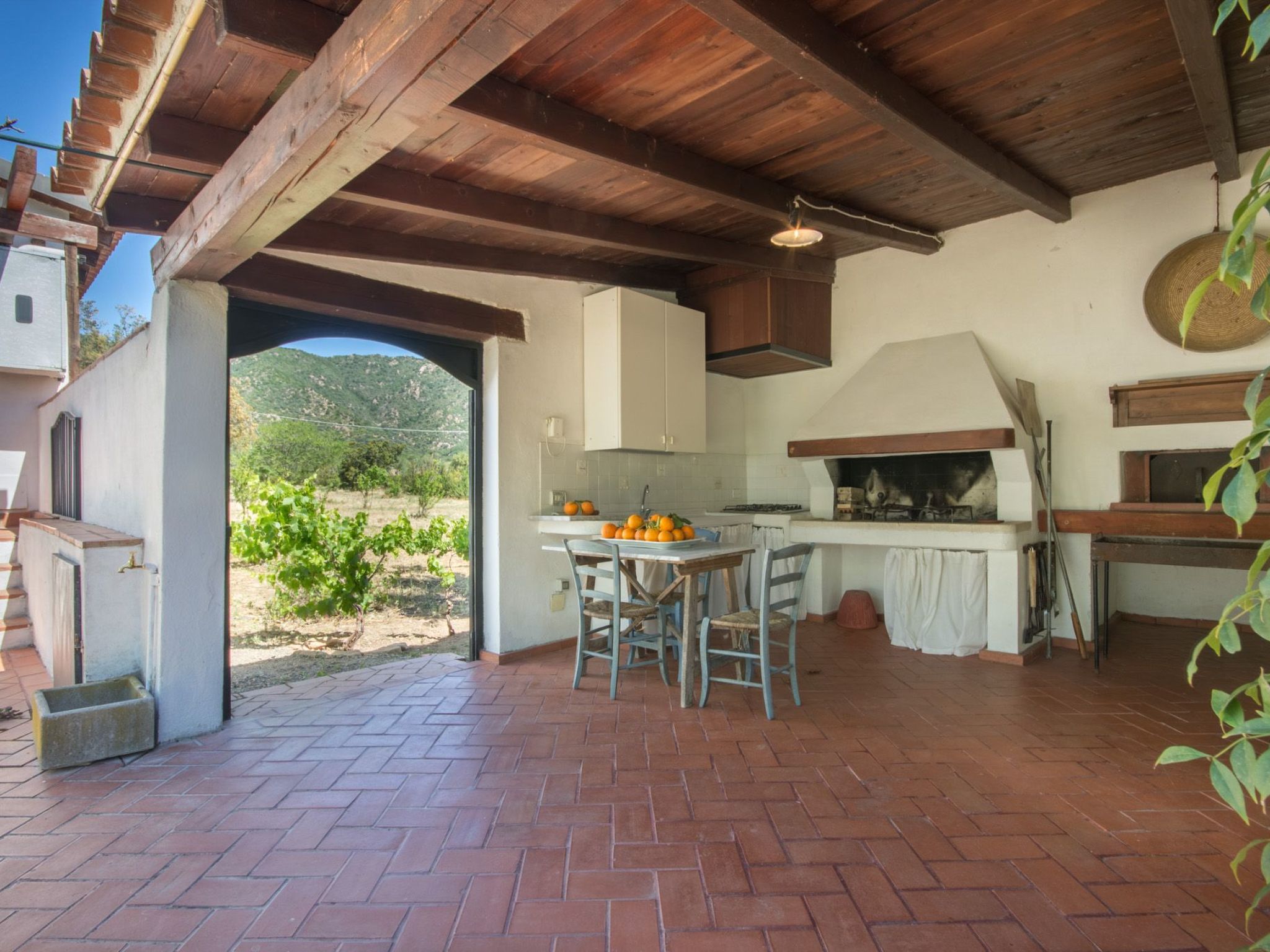 Tenuta "Carrubo" mit Wandkasten - Image 5