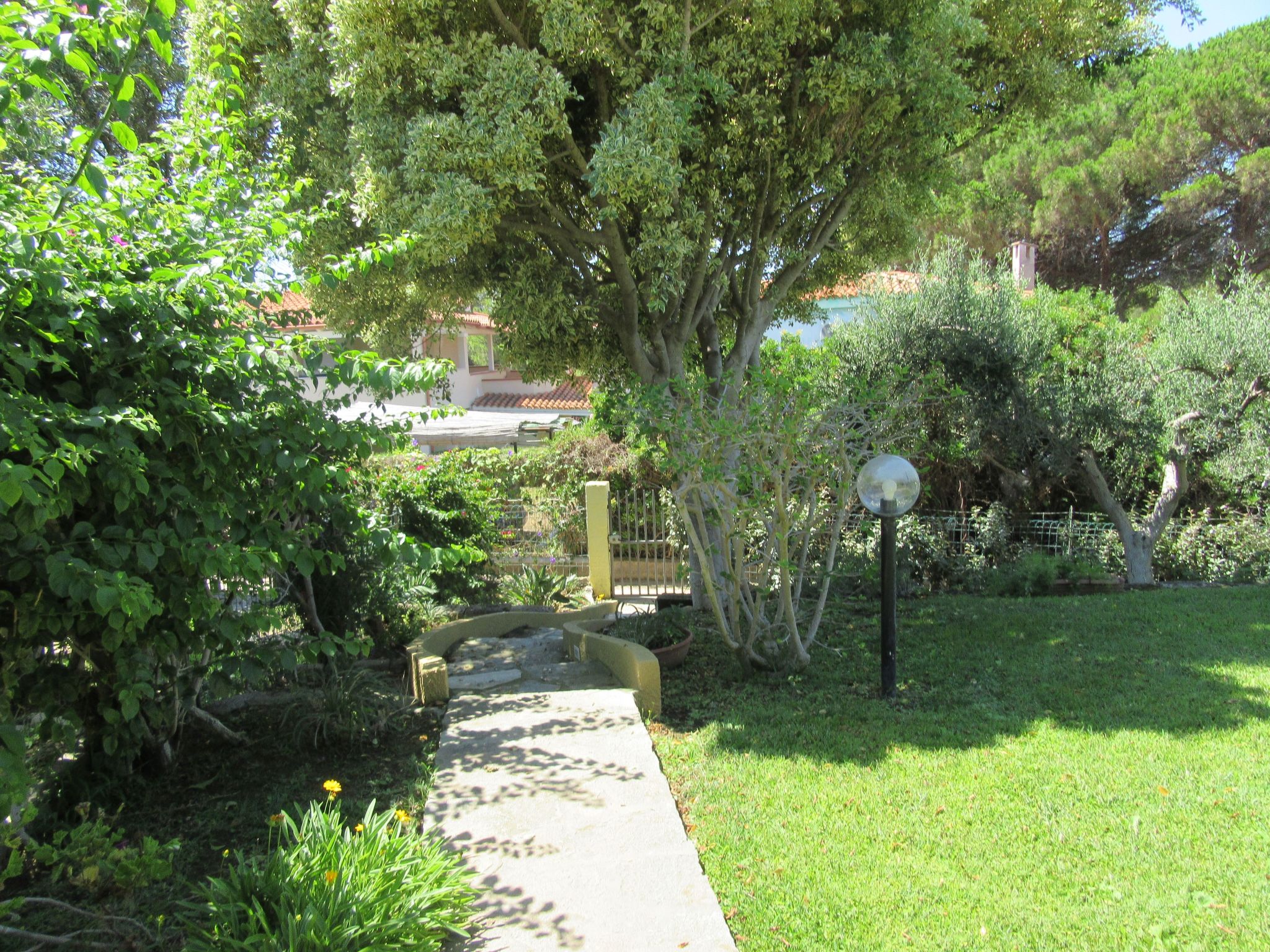 Casa Dany mit geschlossenem Garten-Binnen
