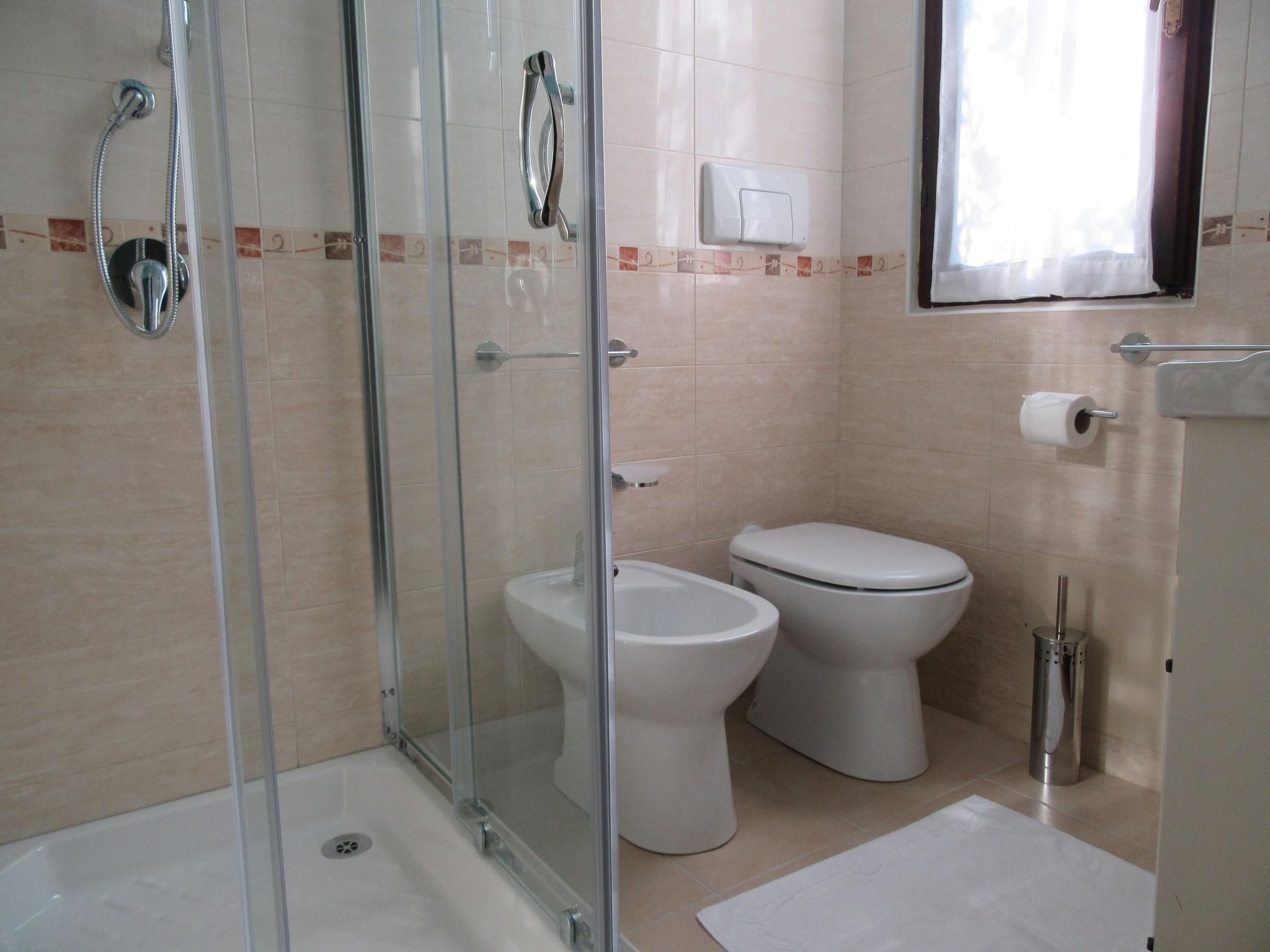 Gemütliche Zwei-Zimmer-Ferienwohnung Susy-Binnen