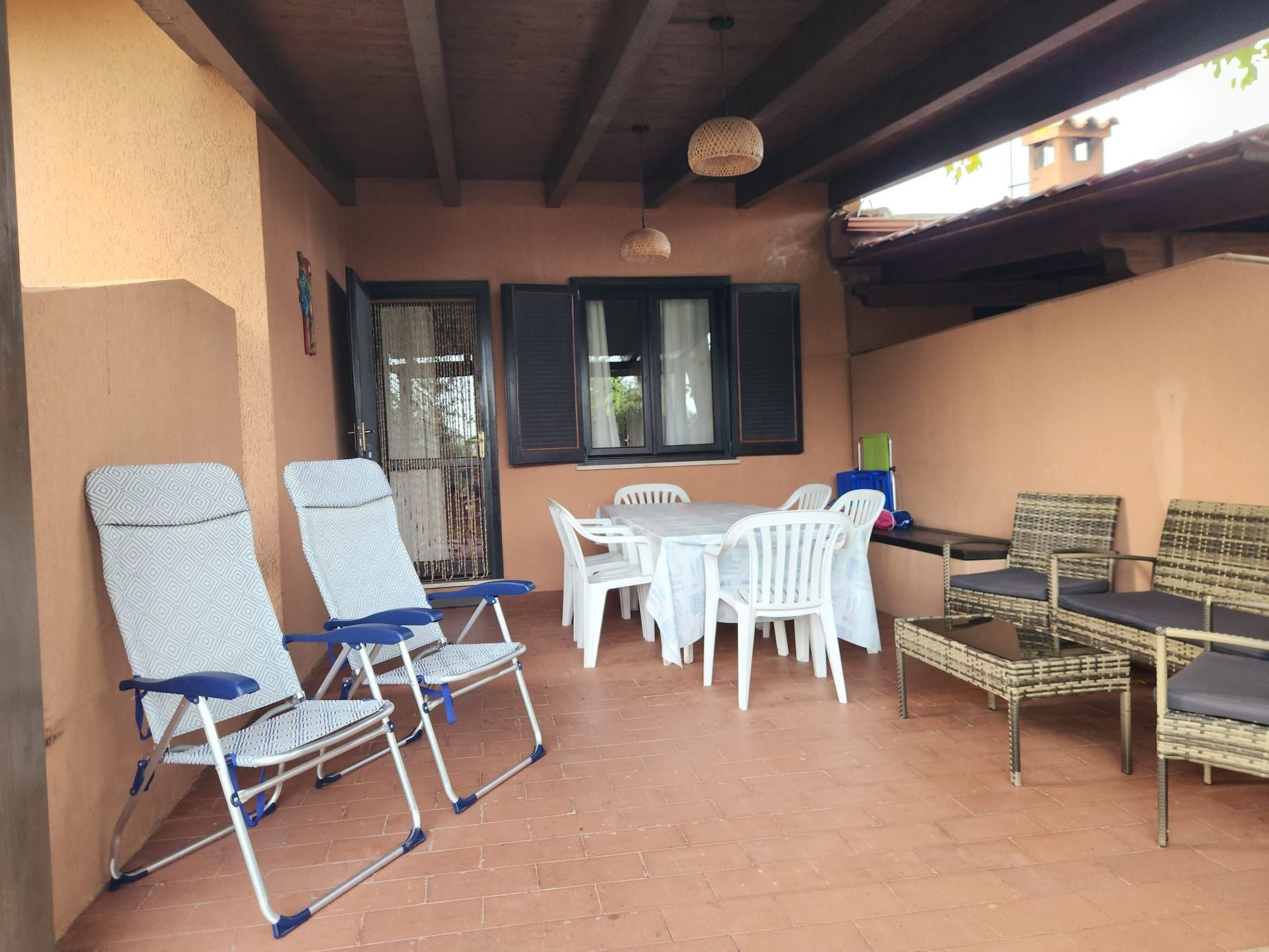 Trilo Mulbery mit großem Garten-Binnen