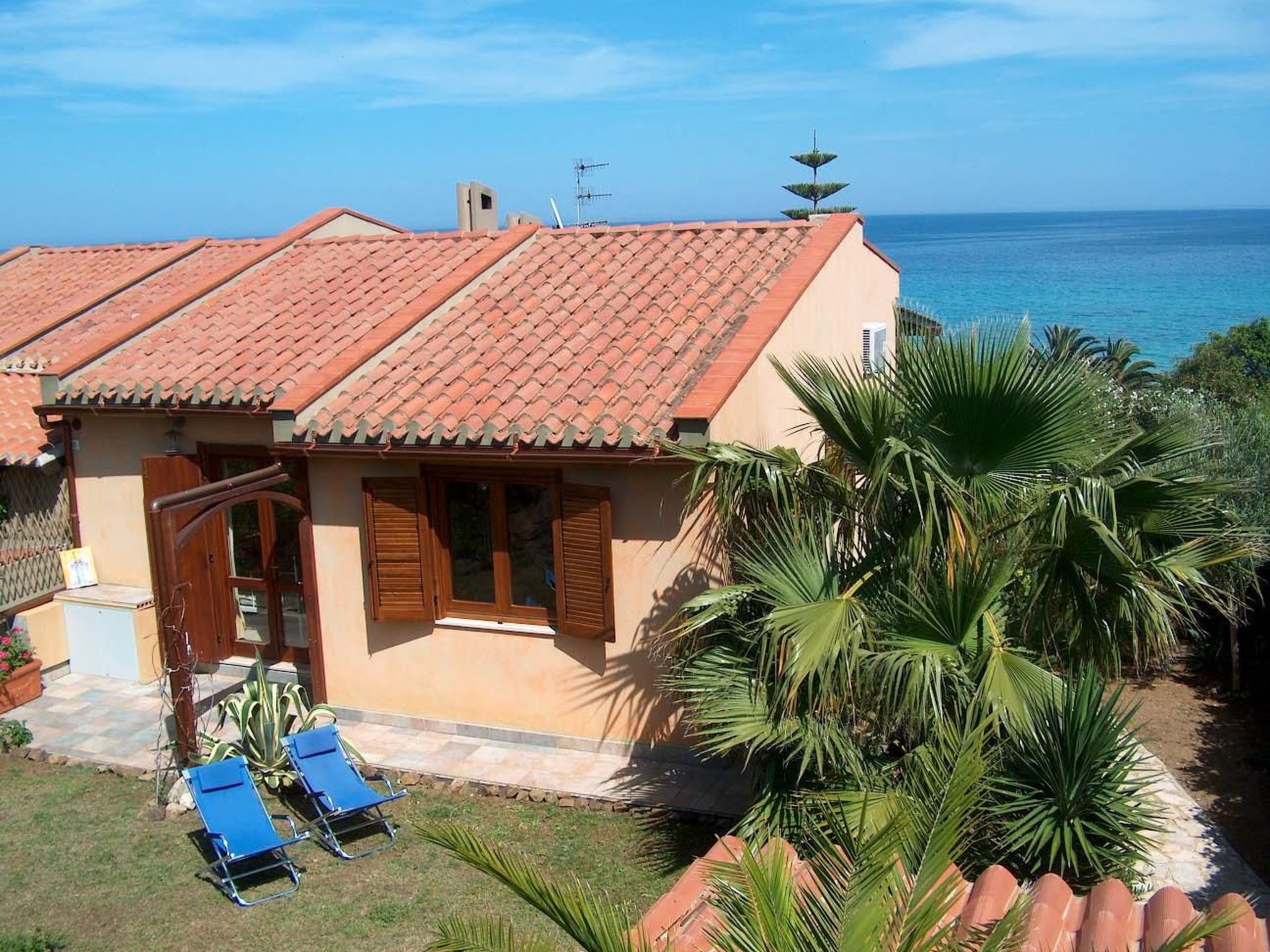 Casa Giusy mit Terrasse und Meerblick-Binnen