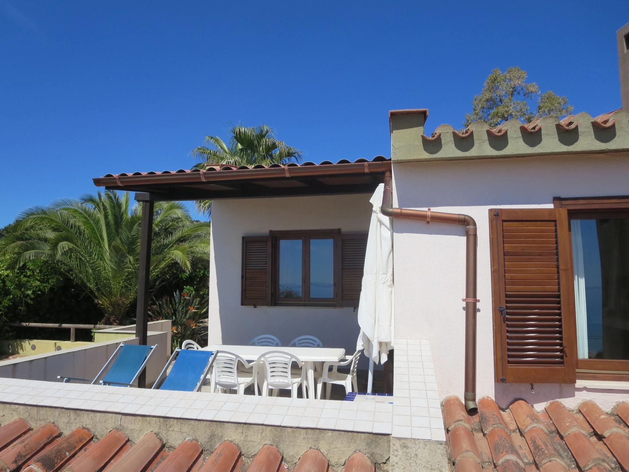 Casa Giusy mit Terrasse und Meerblick-Binnen