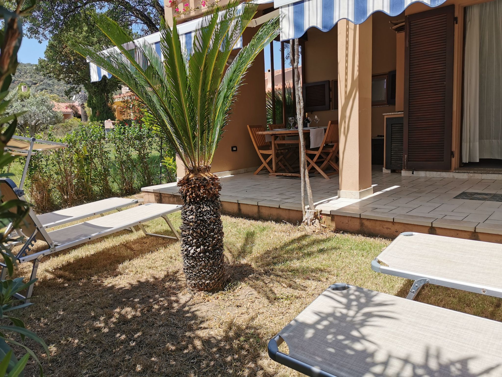 Mit Wasserblick-Draußen