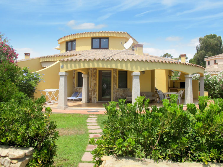 Search and Stay destination Costa Rei, Sardinia - Italy from AU$ 162. Rei Sole (REI304)