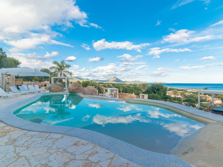 Search and Stay destination Costa Rei, Sardegna - Italy from AU$ 145. Il Castello 1 (REI451)