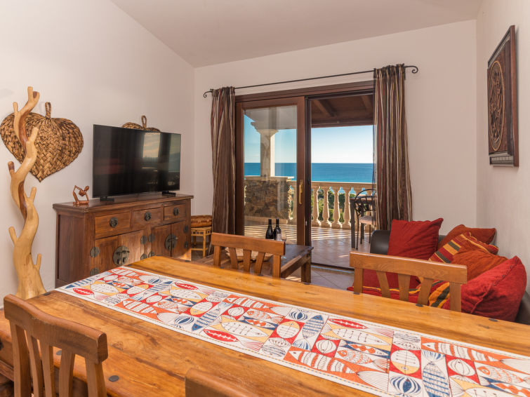 Search and Stay destination Costa Rei, Sardegna - Italy from AU$ 145. Il Castello 1 (REI451)