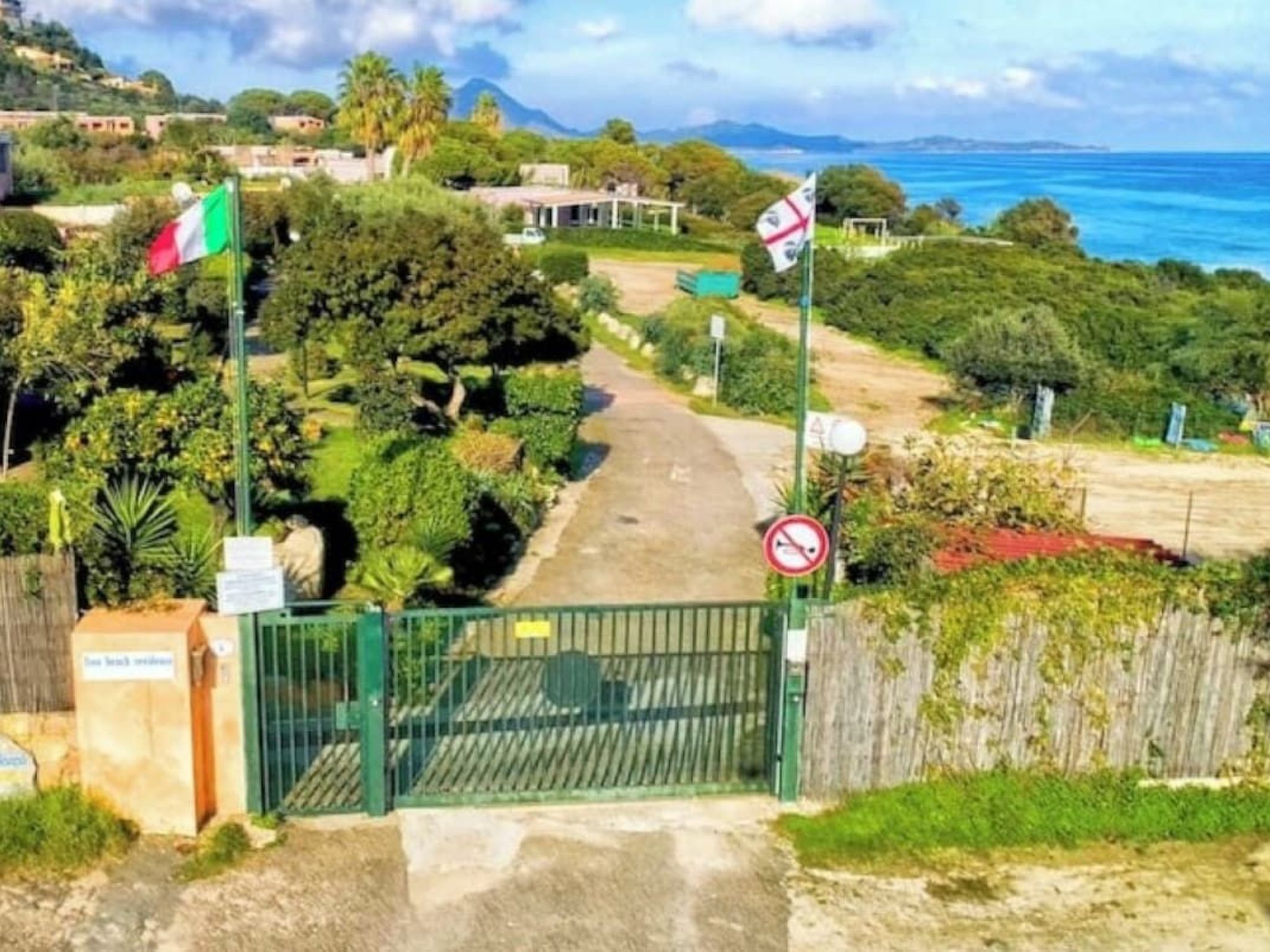 Photo of Ein-Zimmer-Wohnung 'Sardesidence' in Strandnähe