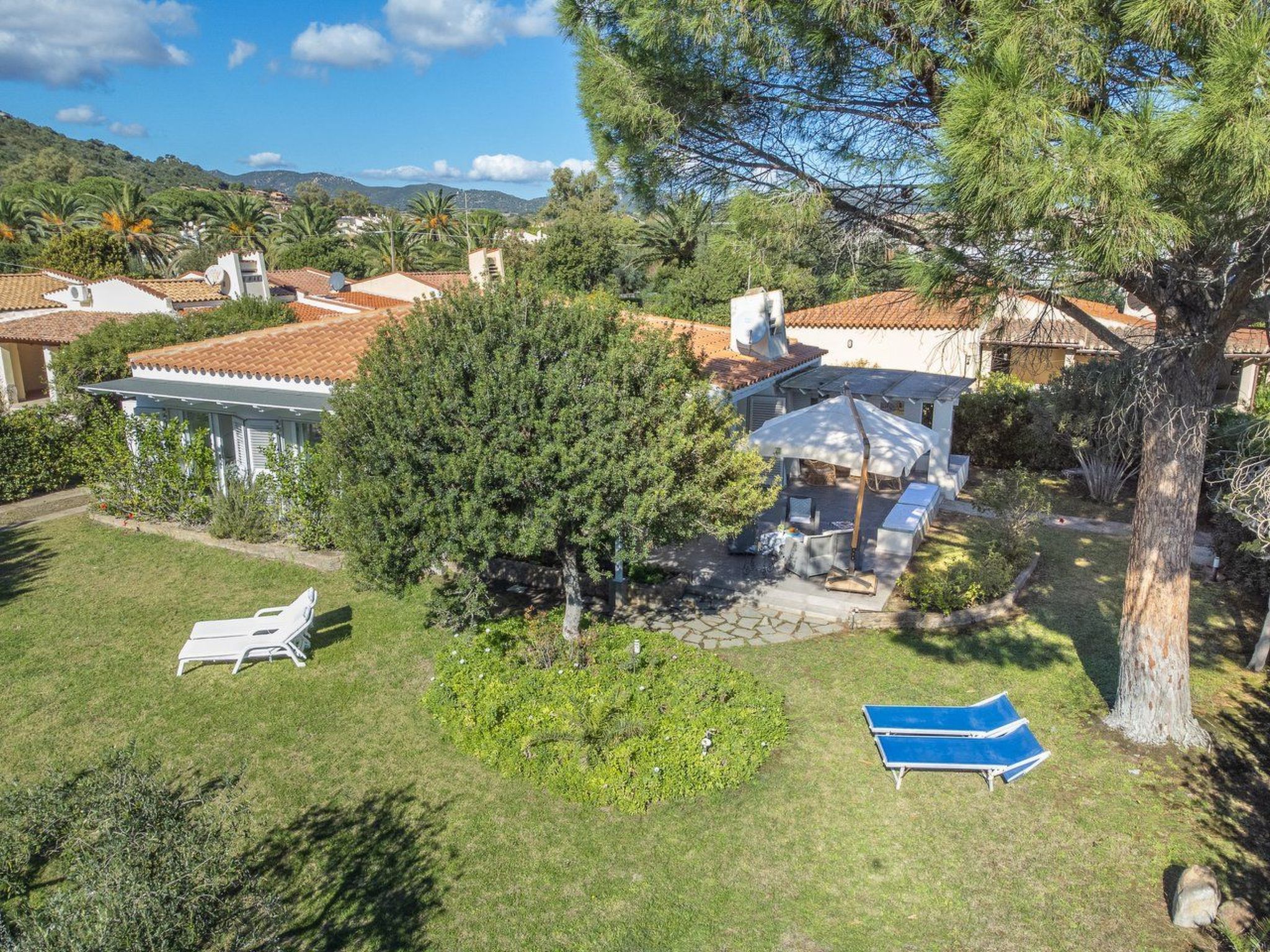 Villa "Villa Aurosa" in der Nähe des Strandes