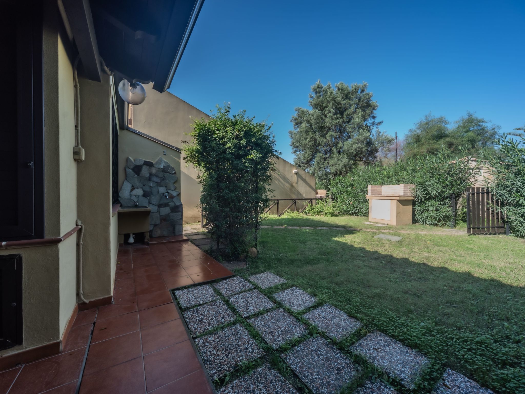 Photo of Gepflegtes Ferienhaus in Laufnähe zum Strand und mit gehobener Ausstattung