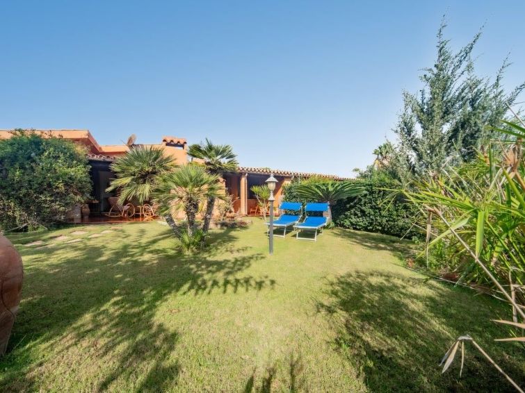 Schöne Villa Nur Wenige Schritte Vom Strand Entfernt In Costa Rei - Costa Rei