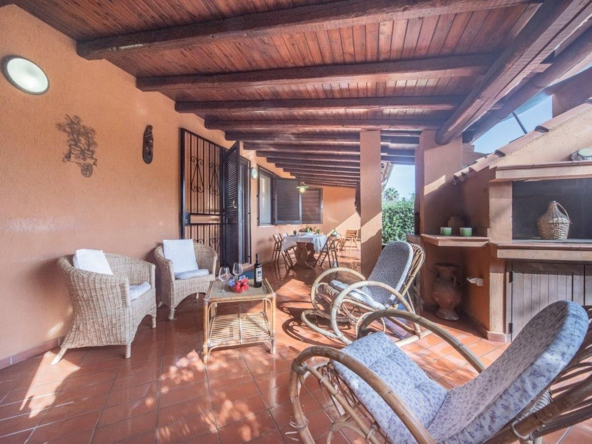 Schöne Villa nur wenige Schritte vom Strand entfernt in Costa Rei-Buiten