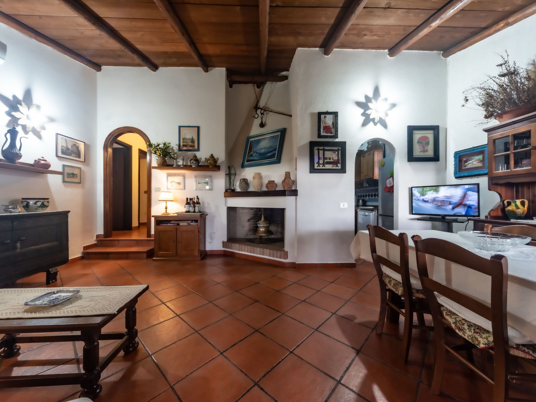Herrliche freistehende Villa mit Meerblick und nur wenige Gehminuten vom Strand-Drinnen