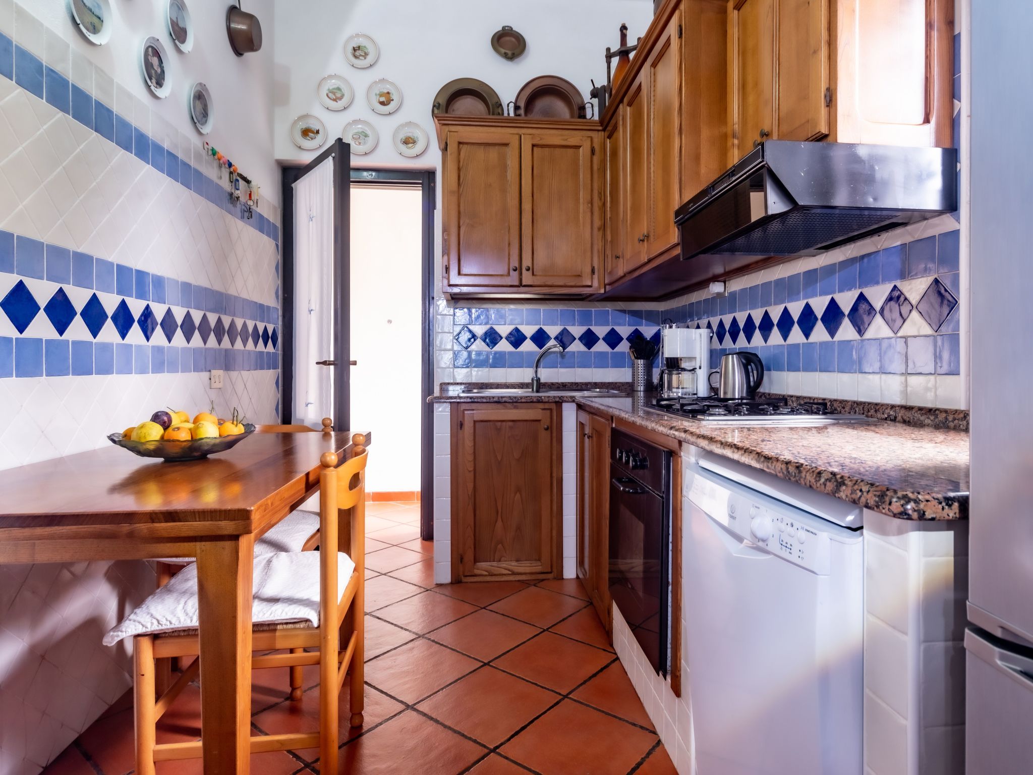 Photo of Herrliche freistehende Villa mit Meerblick und nur wenige Gehminuten vom Strand