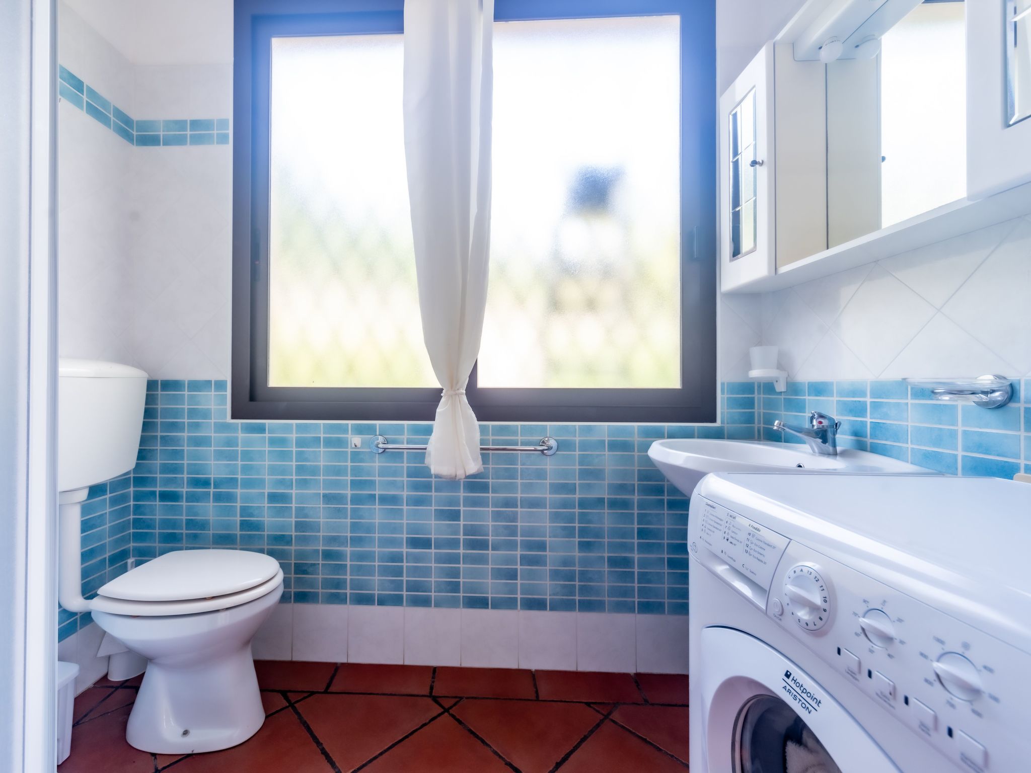 Photo of Herrliche freistehende Villa mit Meerblick und nur wenige Gehminuten vom Strand